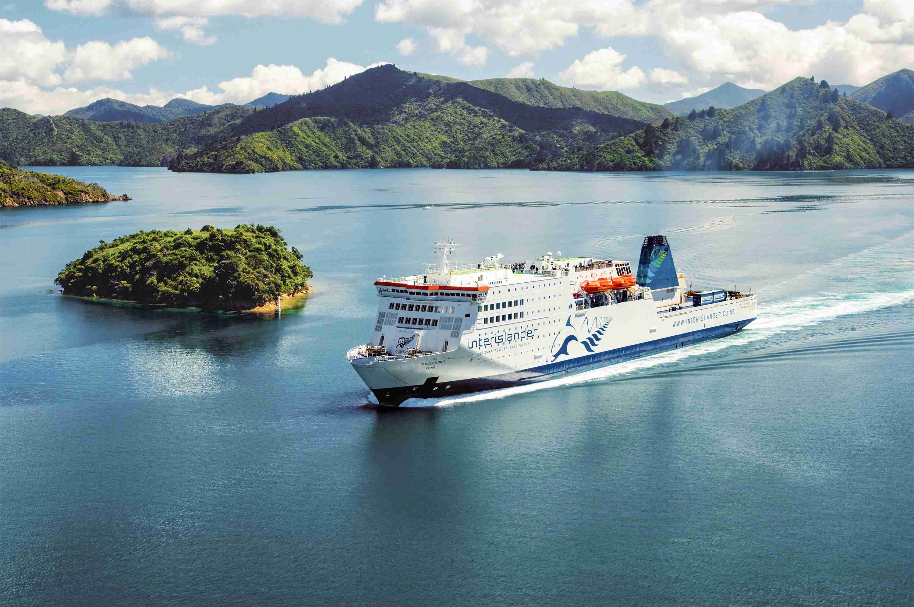 Interislander Kaitaki Aerial Approaching Allports Island LK 130 3