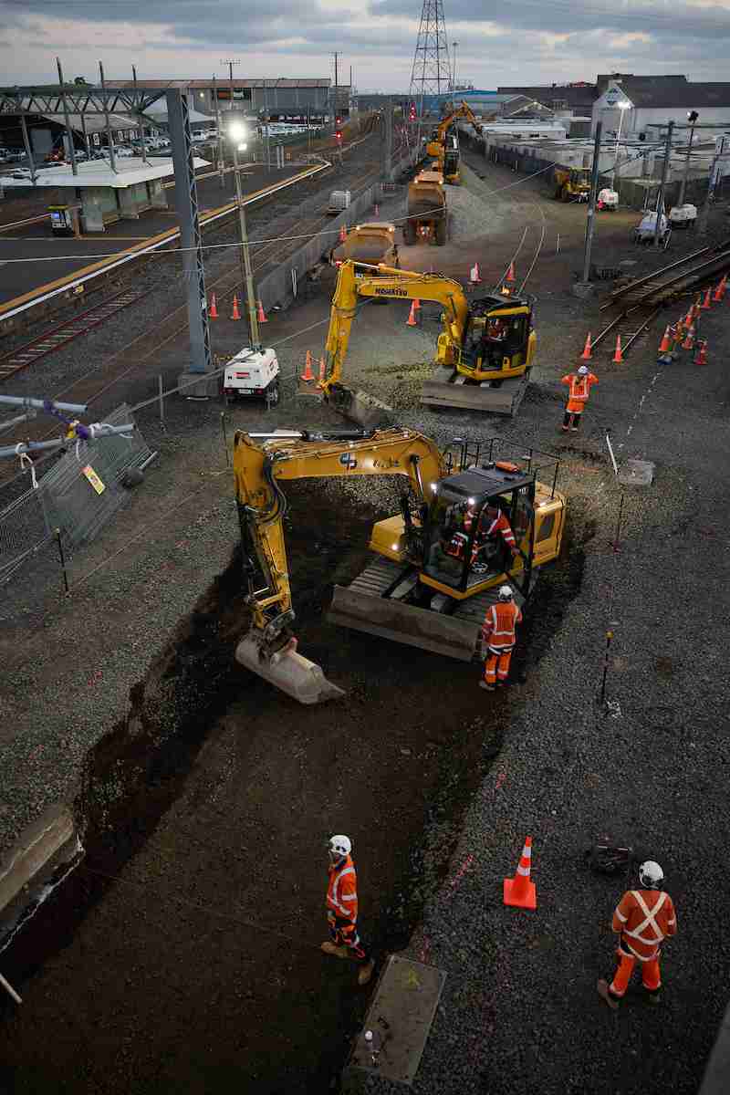 RNR Stage 1 excavating existing formation near Penrose Station