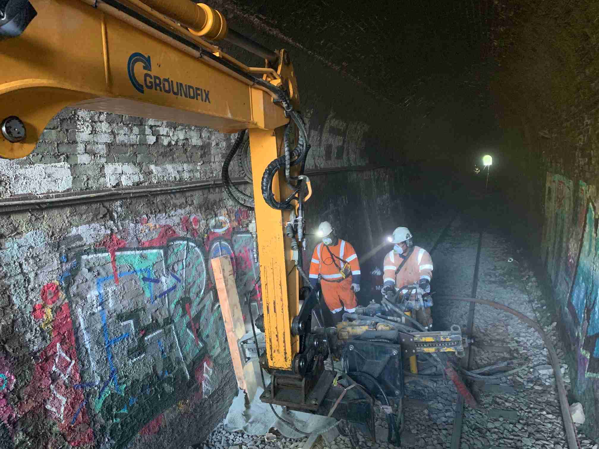 Preparatory work in Tunnel 1