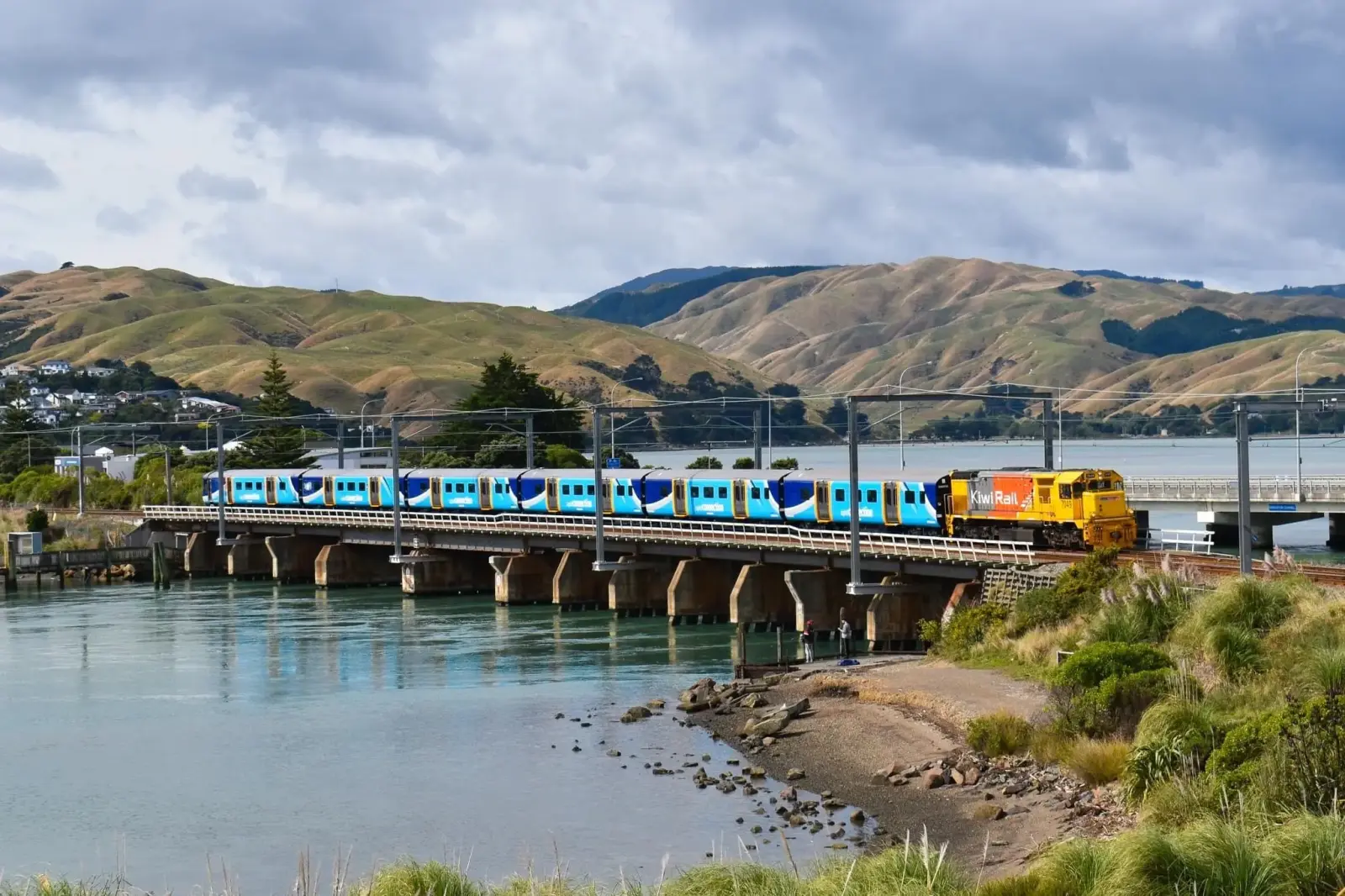 Capital Connection travelling over a bridge in Plimmerton